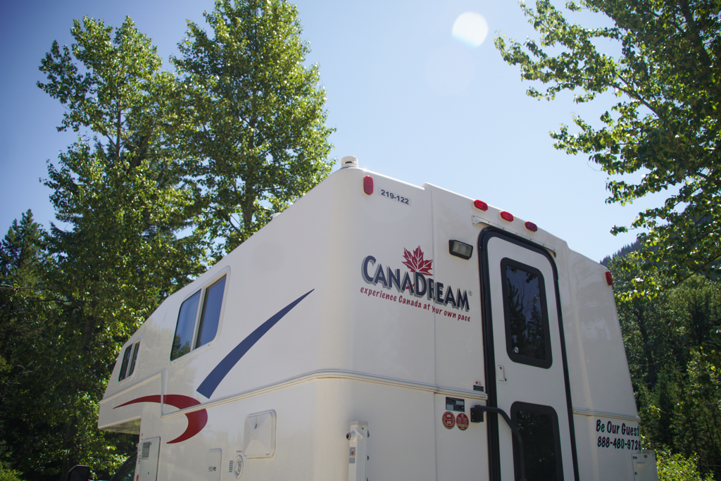 CanaDream RV Camper