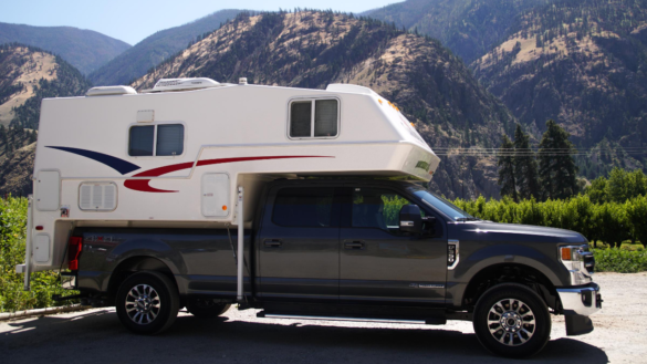 CanaDream RV Camper