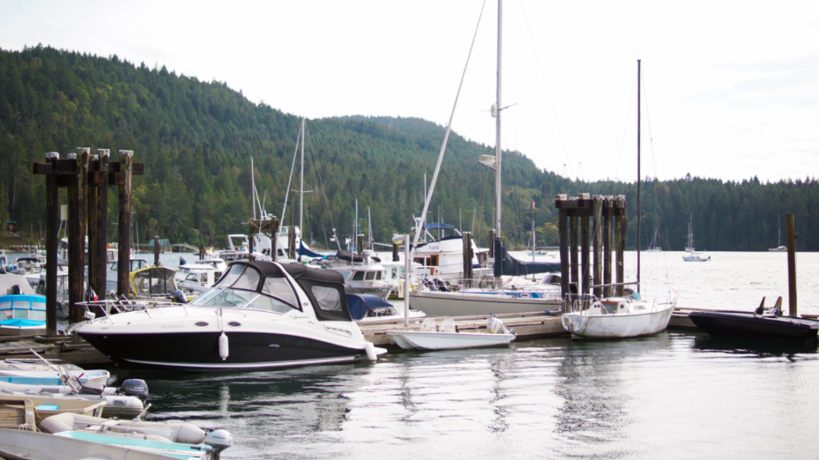 Galiano Island Boats Photos